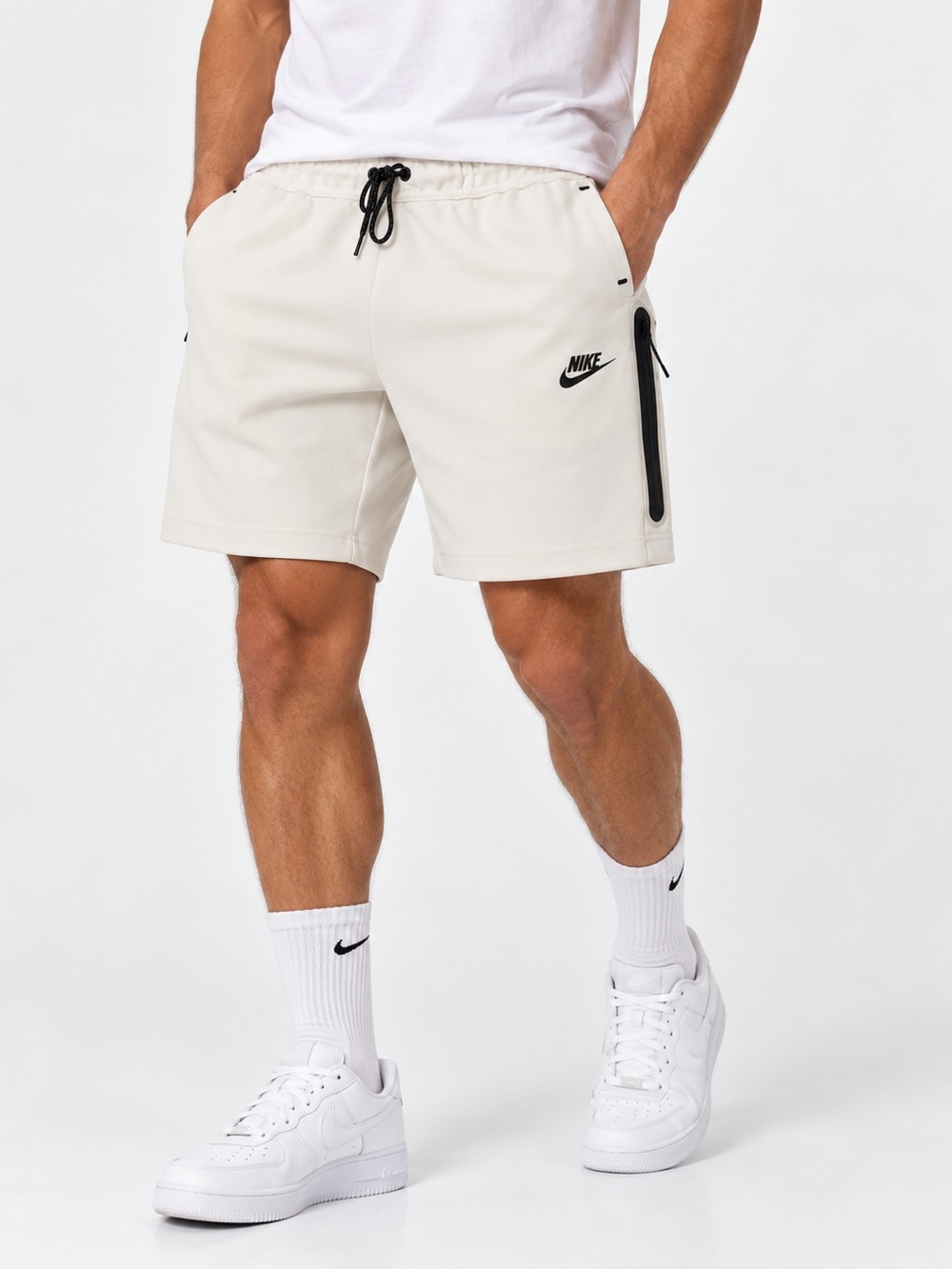 Nike Tech Fleece Shorts Men’s Large Sail White Black Zip Pocket
